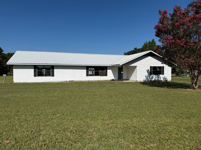 4153 County Road 5, Kinston, AL 36453