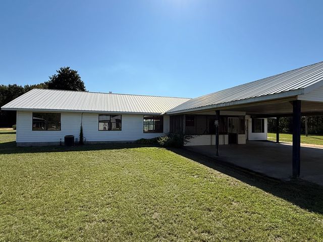 4153 County Road 5, Kinston, AL 36453