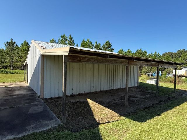 4153 County Road 5, Kinston, AL 36453