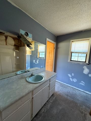 4153 County Road 5, Kinston, AL 36453