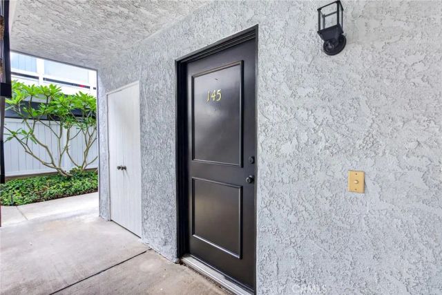 145 S Poplar 20, Brea, CA 92821