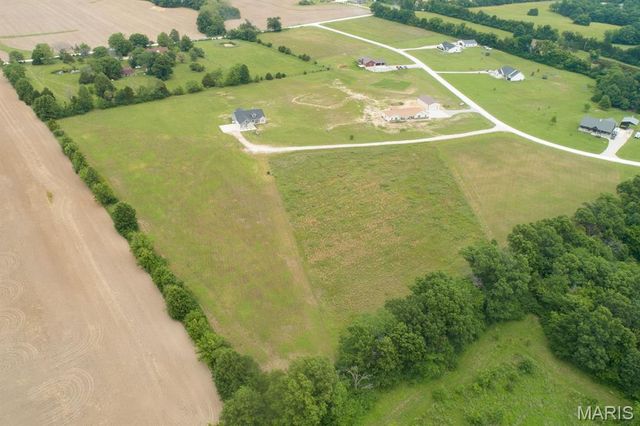 22845 Jewell Lynn Court 13, Warrenton, MO 63383
