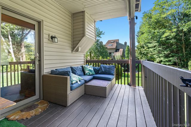 11 Nicole Circle 1, Ossining, NY 10562