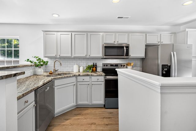 201 Darcy Avenue, Goose Creek, SC 29445
