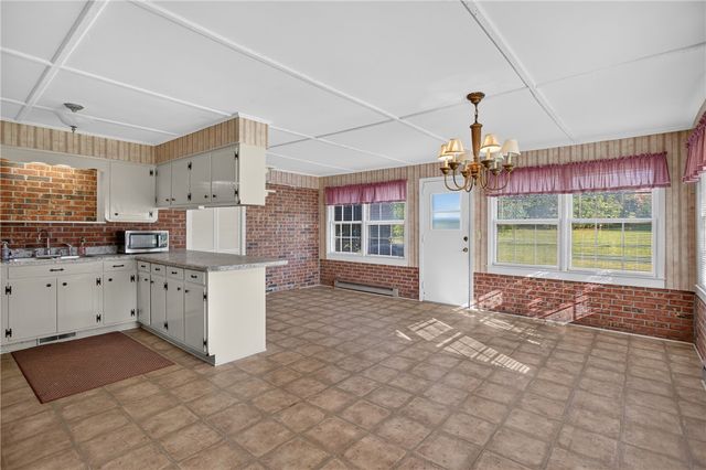 602 W. Quincy Road, Seneca, SC 29678