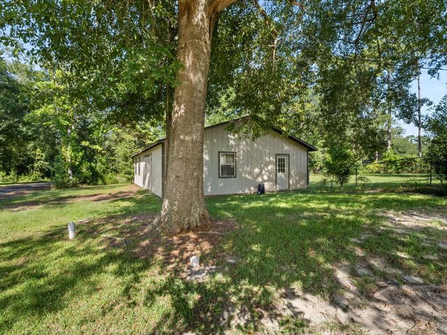 503 Davella Dr, Deridder, LA 70634