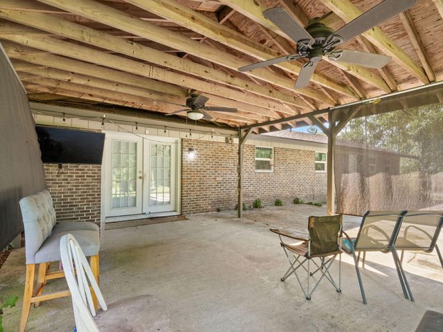 503 Davella Dr, Deridder, LA 70634