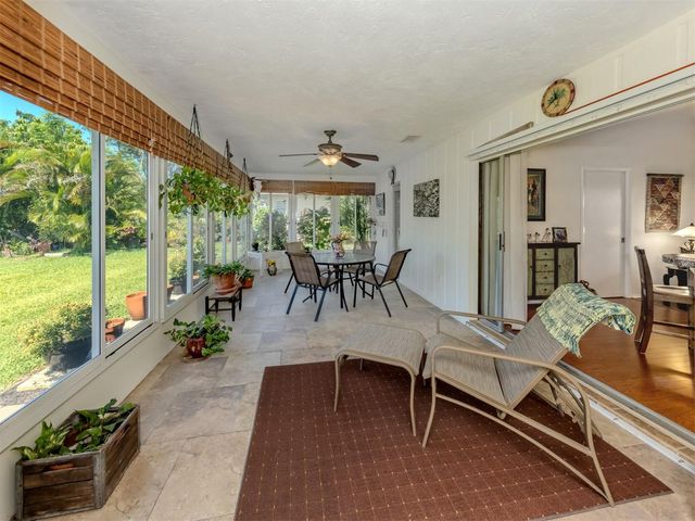 904 S GONDOLA DRIVE, Venice, FL 34293