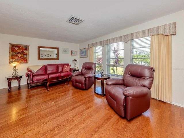 904 S GONDOLA DRIVE, Venice, FL 34293