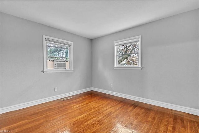 7434 Spartan AVE, Norfolk, VA 23518