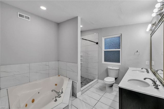 7434 Spartan AVE, Norfolk, VA 23518