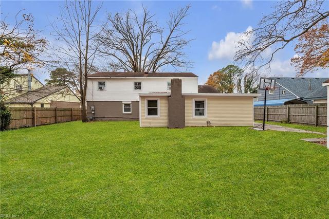 7434 Spartan AVE, Norfolk, VA 23518