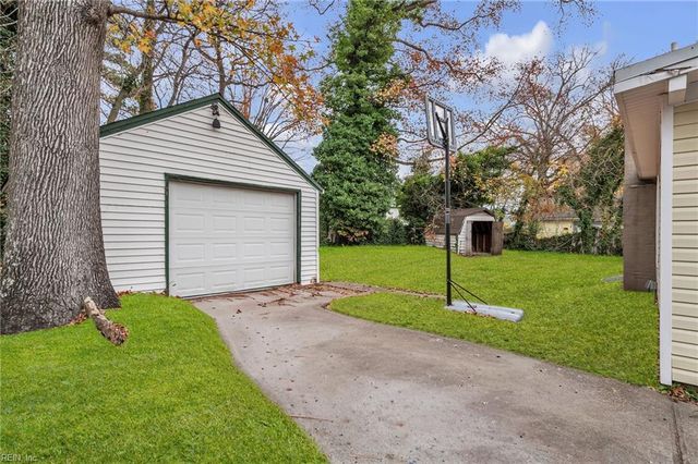 7434 Spartan AVE, Norfolk, VA 23518