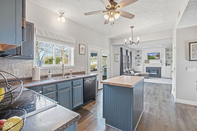 10998 Rutgers Lane, Fishers, IN 46038