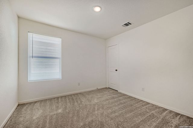 6840 Chert Chase, Elmendorf, TX 78112