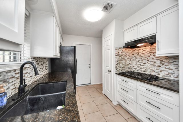 1415 Parry Sound, Pasadena, TX 77504