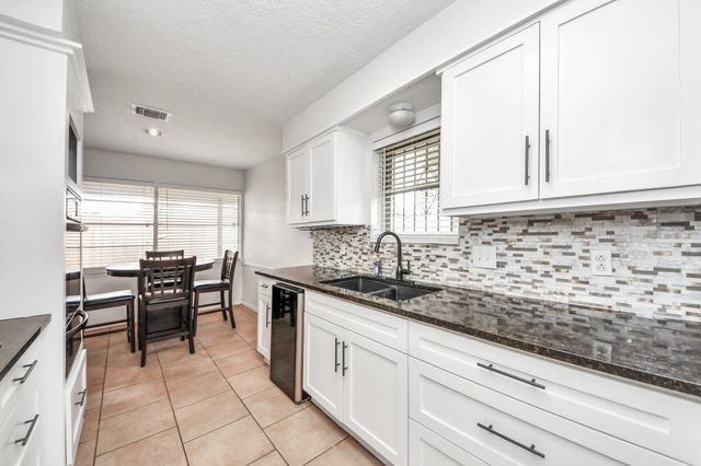 1415 Parry Sound, Pasadena, TX 77504