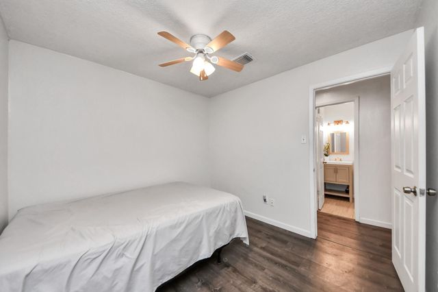 1415 Parry Sound, Pasadena, TX 77504