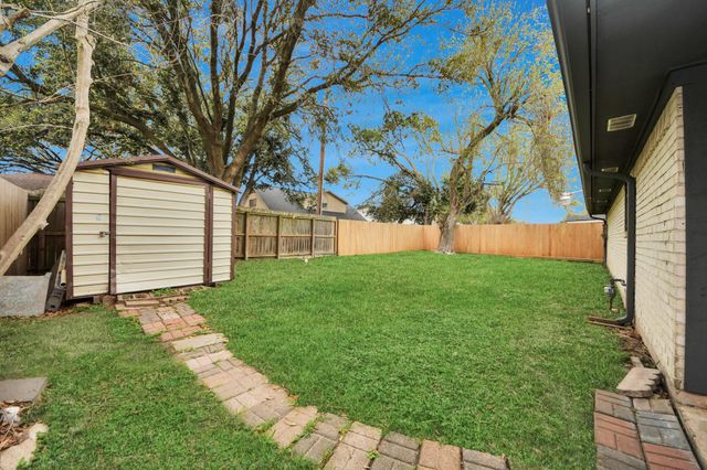 1415 Parry Sound, Pasadena, TX 77504