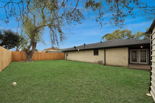 1415 Parry Sound, Pasadena, TX 77504