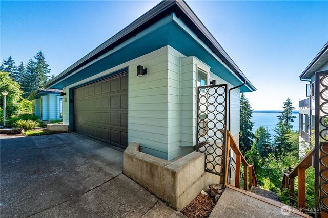104 Morey Avenue, Bellingham, WA 98225