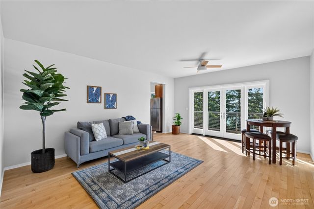 104 Morey Avenue, Bellingham, WA 98225