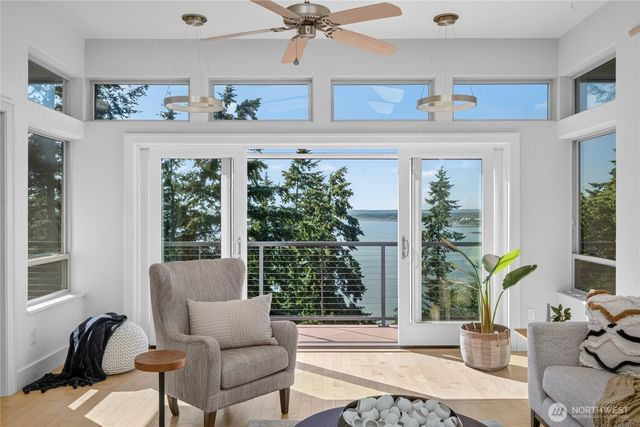 104 Morey Avenue, Bellingham, WA 98225