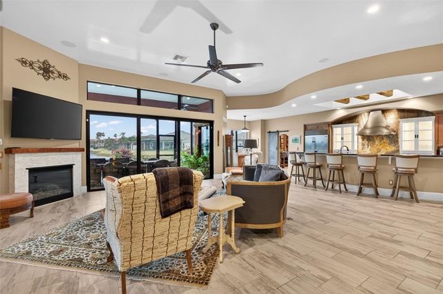 27 LAS PALMAS WAY, Palm Coast, FL 32137