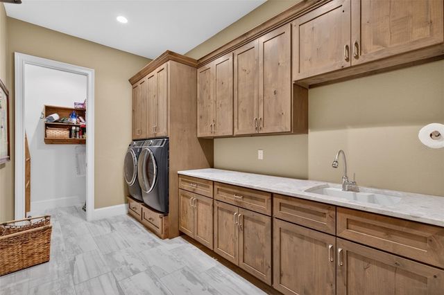 27 LAS PALMAS WAY, Palm Coast, FL 32137