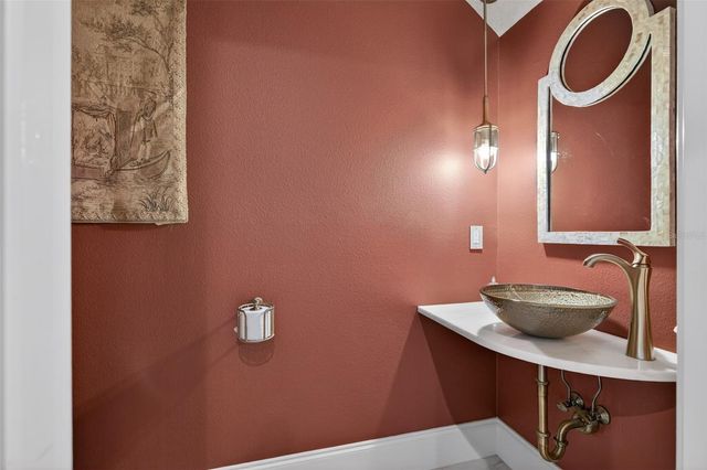 27 LAS PALMAS WAY, Palm Coast, FL 32137