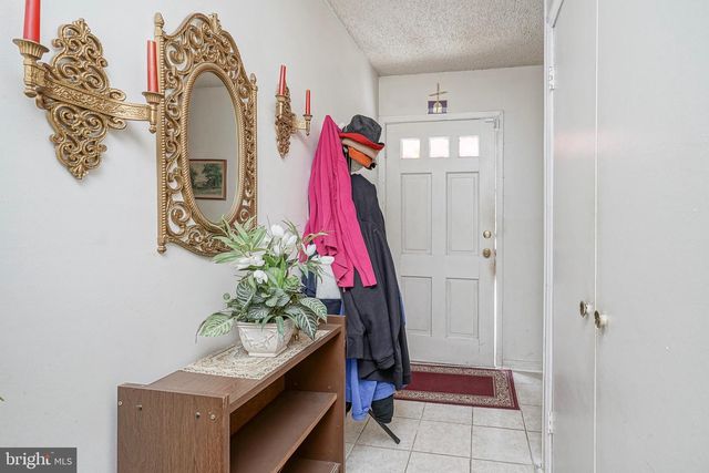 15 MELROSE LN, Willingboro, NJ 08046