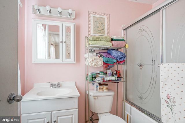 15 MELROSE LN, Willingboro, NJ 08046