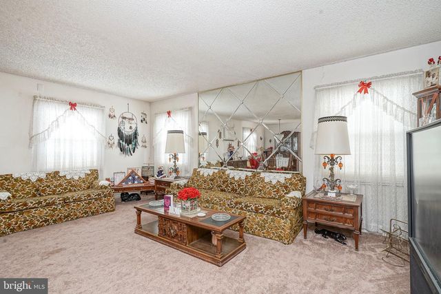 15 MELROSE LN, Willingboro, NJ 08046