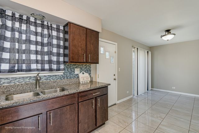 2092 Euclid Court, Richton Park, IL 60471