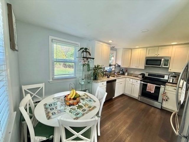 163 Atkinson Ave, Stoughton, MA 02072