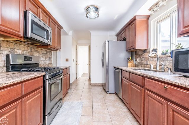26704 Potomac Court, Center Line, MI 48015