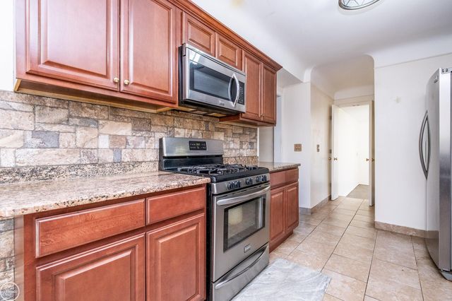 26704 Potomac Court, Center Line, MI 48015