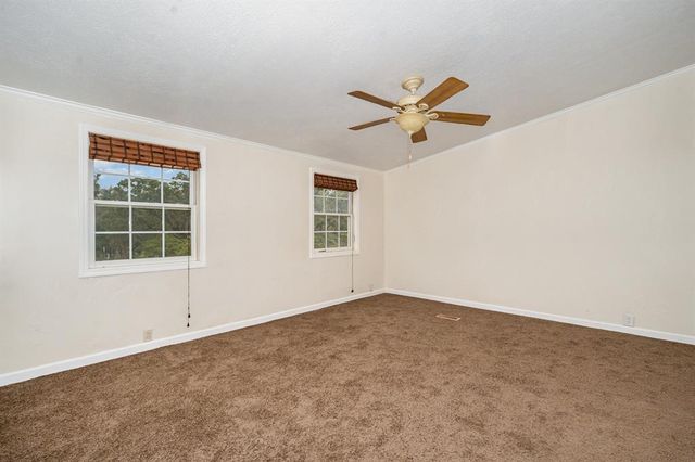 15908 Oakside Drive, Newalla, OK 74857