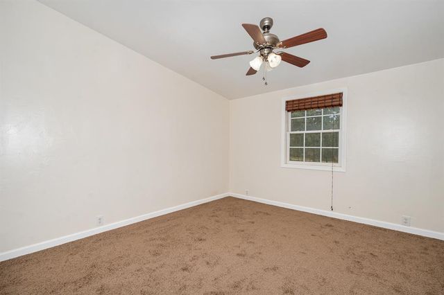 15908 Oakside Drive, Newalla, OK 74857