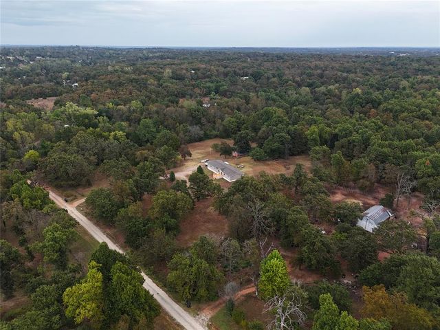 15908 Oakside Drive, Newalla, OK 74857