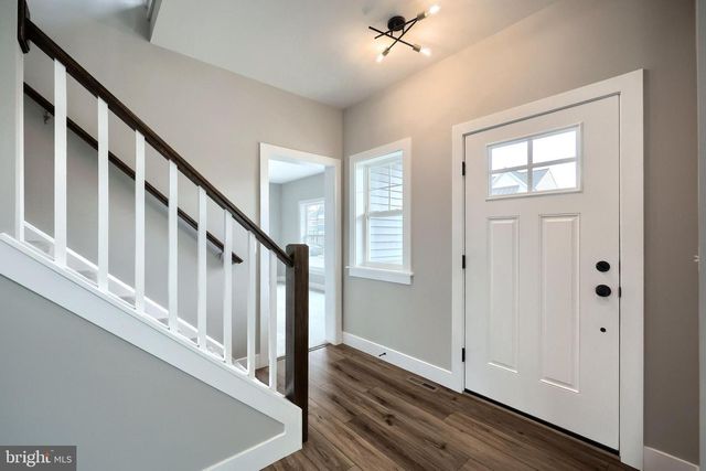 515 ESTATE DR, Mechanicsburg, PA 17055