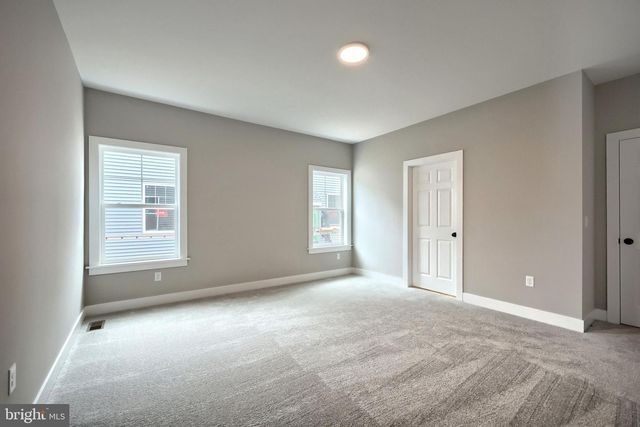 515 ESTATE DR, Mechanicsburg, PA 17055