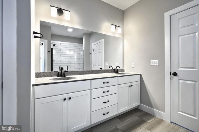 515 ESTATE DR, Mechanicsburg, PA 17055