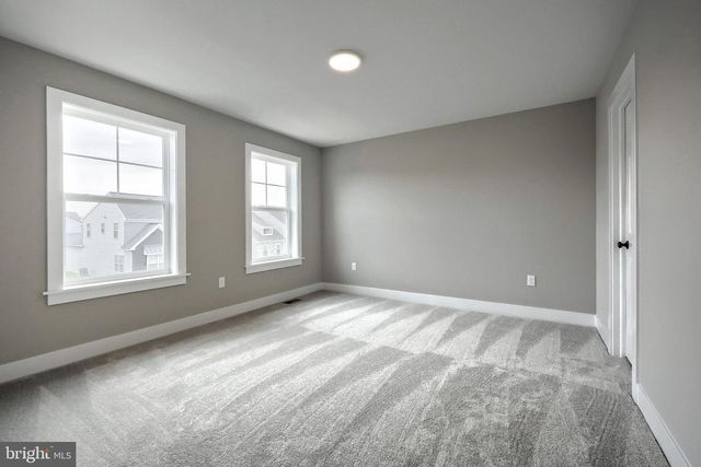 515 ESTATE DR, Mechanicsburg, PA 17055