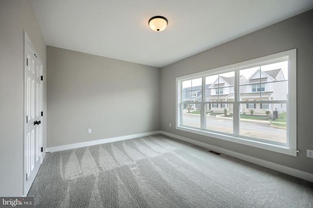 515 ESTATE DR, Mechanicsburg, PA 17055