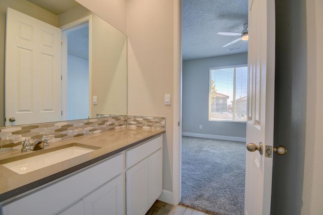 9001 Cambrils Drive NW, Albuquerque, NM 87114