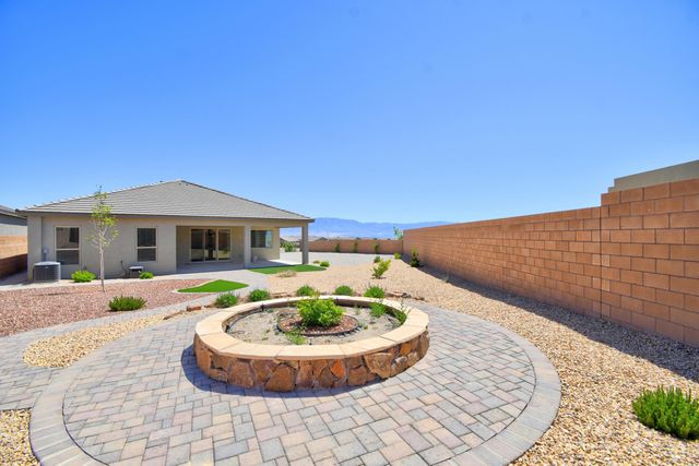 9001 Cambrils Drive NW, Albuquerque, NM 87114