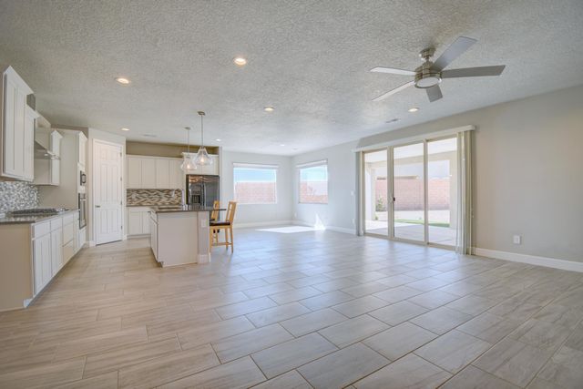 9001 Cambrils Drive NW, Albuquerque, NM 87114