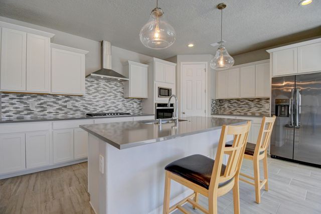 9001 Cambrils Drive NW, Albuquerque, NM 87114