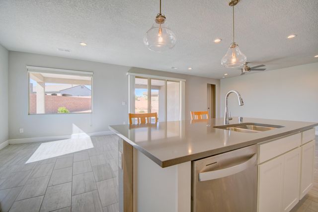 9001 Cambrils Drive NW, Albuquerque, NM 87114